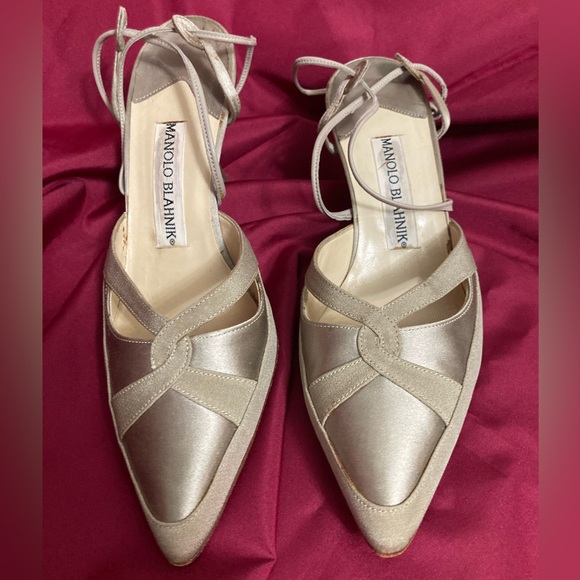 MANOLO BLAHNIK Satin & Suede Slingback Pumps  36.5 Champagne EUC - Picture 2 of 12